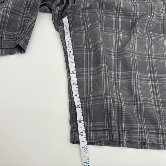 Quiksilver Amphibians Hybrid Men's 32 Gray Plaid Surfer Skater Y2K Swim Trunks - Picture 6 of 12